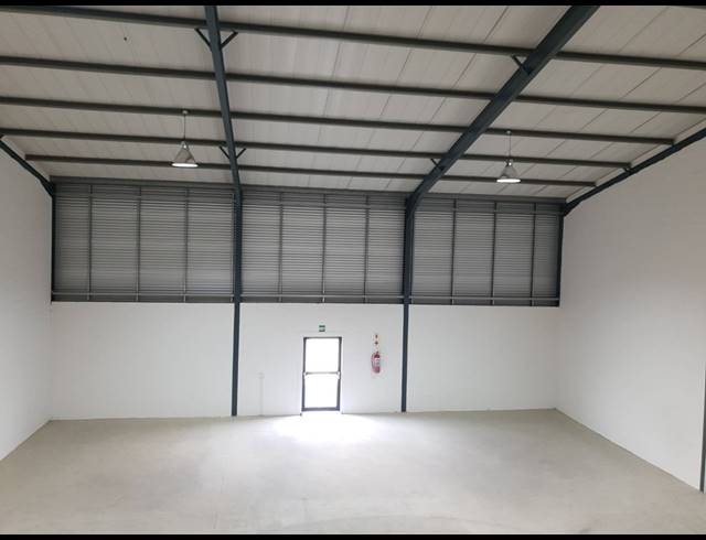 499M² WAREHOUSE FOR SALE IN KILLARNEY GARDENS